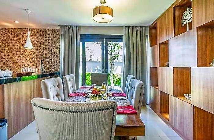 Hotel Sotis Canggu 4*