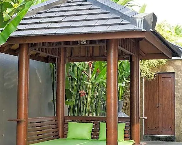 Hotel Sotis Canggu 4*